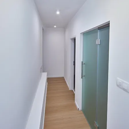 Stylish In Wine Town Apartmán